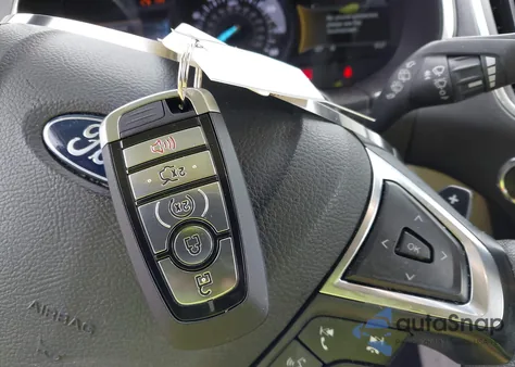 2018 Ford Edge Titanium z USA, uszkodzony, nr VIN 2FMPK4K87JBB50119